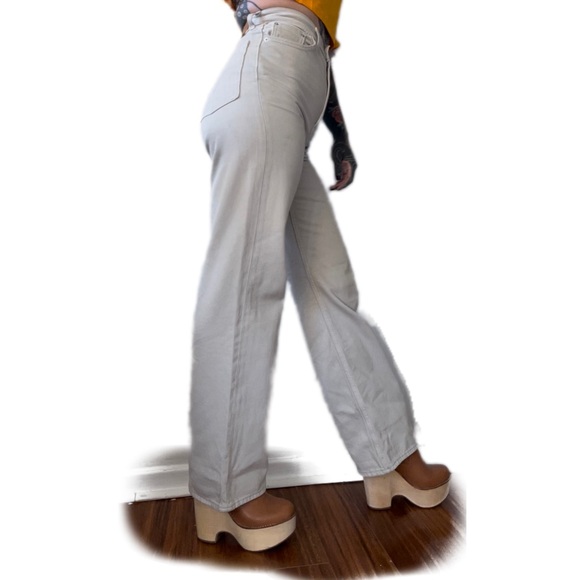 Levi’s| Jeans| High & Loose jeans in Mushroom grey - Picture 4 of 7